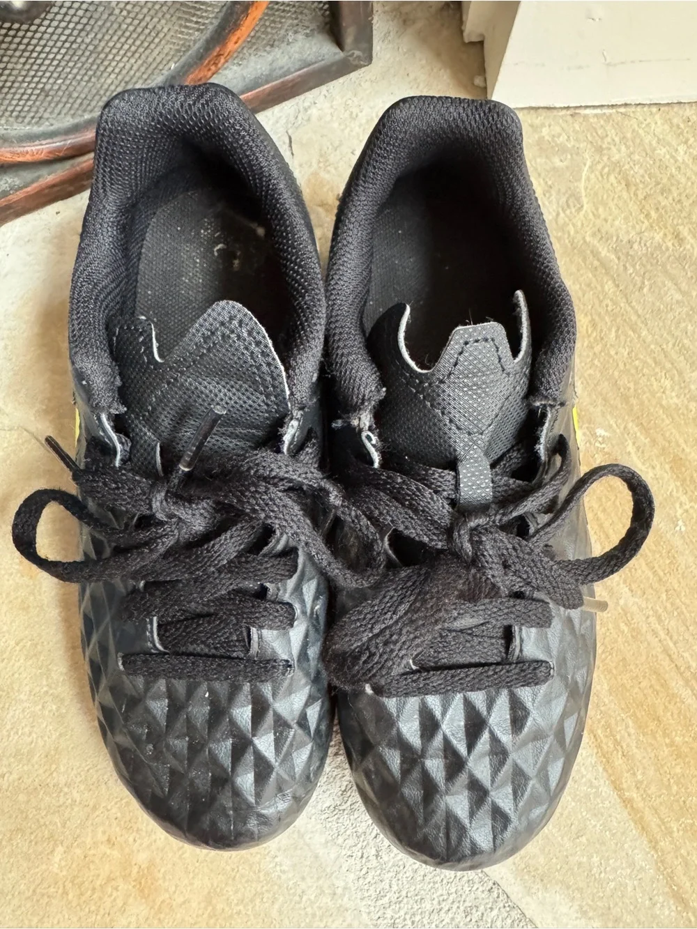 Nike Tiempo Boy Girl Soccer Cleats Shoes, Size Youth 12C